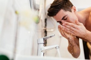 Kako se rijesiti stresa ritualom brijanja